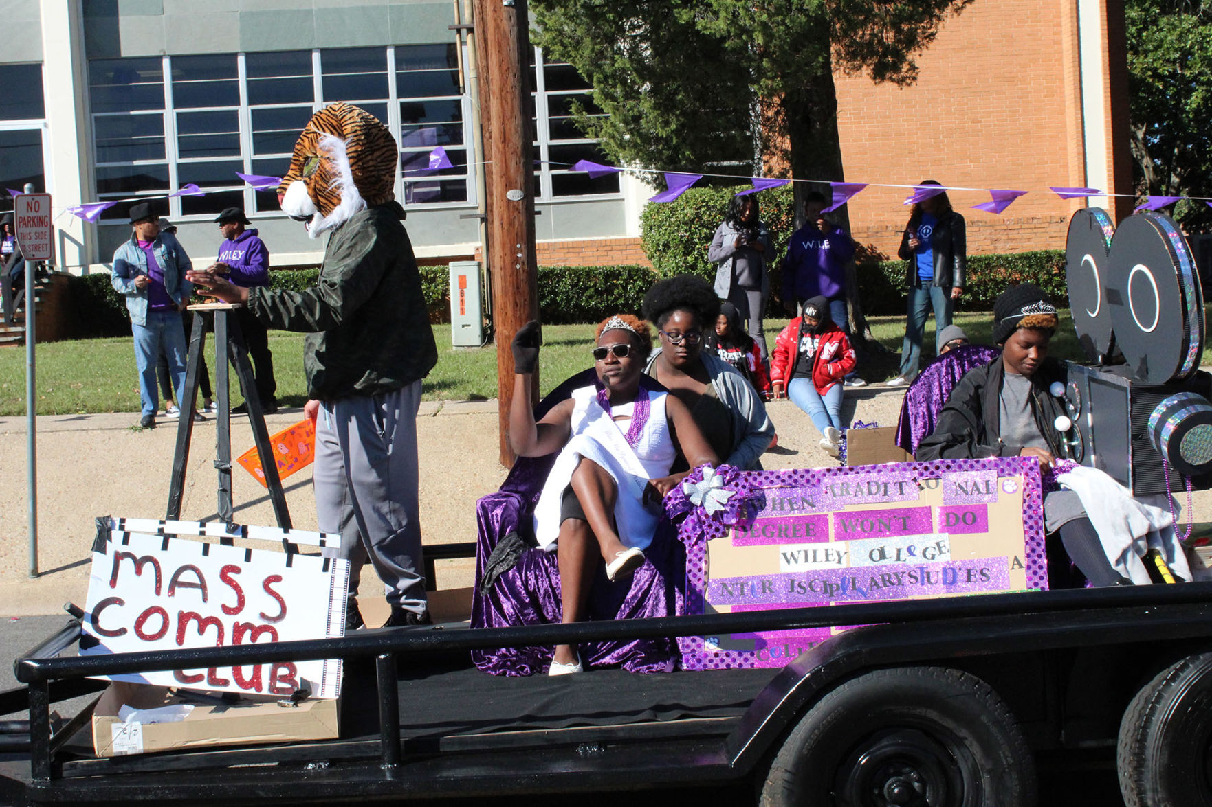 Hoco 10